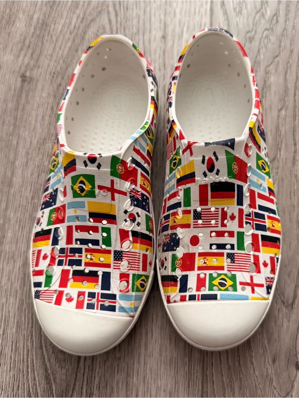 Native Kids Flag Print Slip-On water Shoes